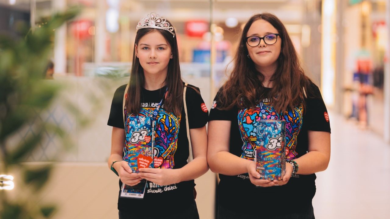 Wolontariuszki WOŚP w CH Nowe Czyżyny